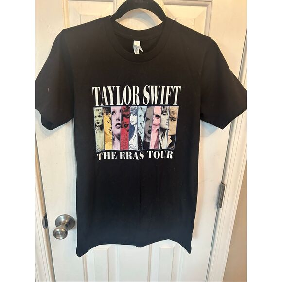 Taylor Swift The Eras Tour  T Shirt Concert Black Reprint size S - Picture 1 of 4